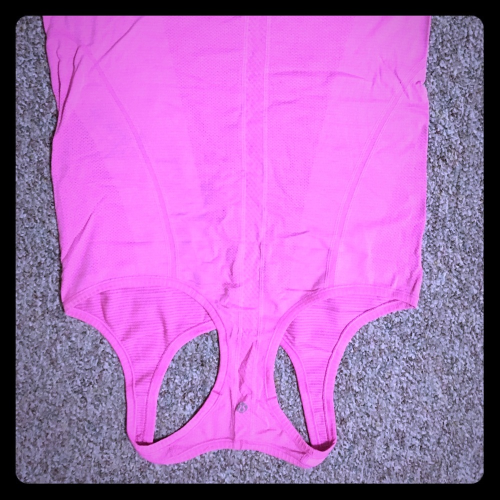 Swiftly Tech Racerback tank size 8